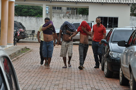 thumb policiacivil2014