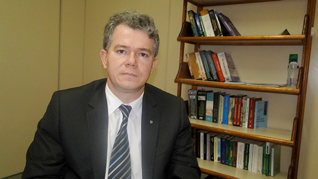 thumb juiz fernando nobrega tjac jun14