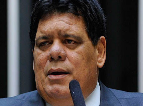 1608-politica-flavianomelo