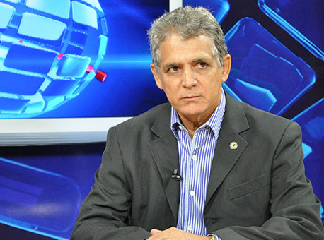 2108-politica-elsonsantiago