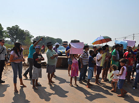 2508-cotidiano-br364bloqueada2