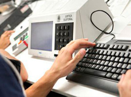 2708-politica-audienciatre