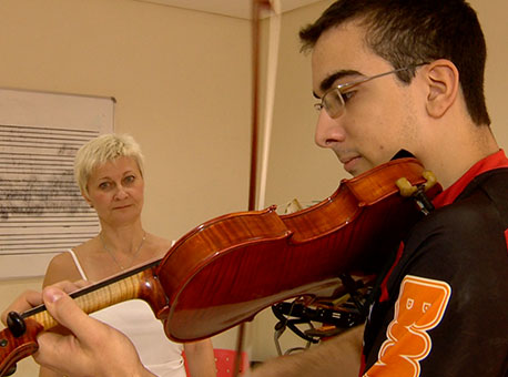 2908-cotidiano-musicanaestrada