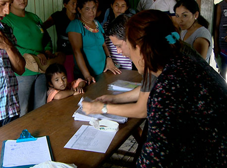 0509-cotidiano-acrianosbolivia2