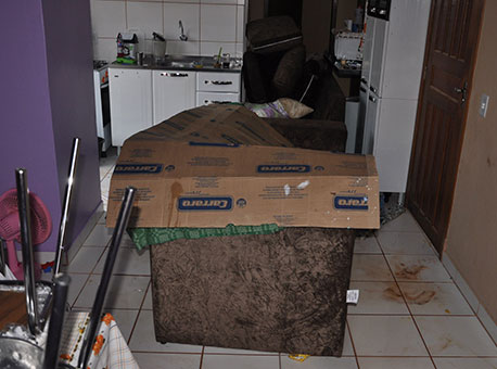 0809-cotidiano-destelhamentocleristom2