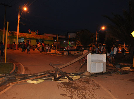 1709-cotidiano-fechamentovaldomirolopes-cleristom