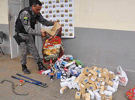 1709-policia-rouboscelulares-cleristom2