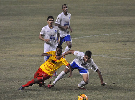 2109-esporte-riobrancogoleiasaoraimundo-manoelfacanha