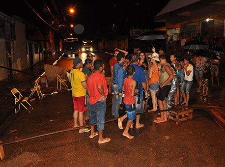 0710-policia-protesto-cleriston