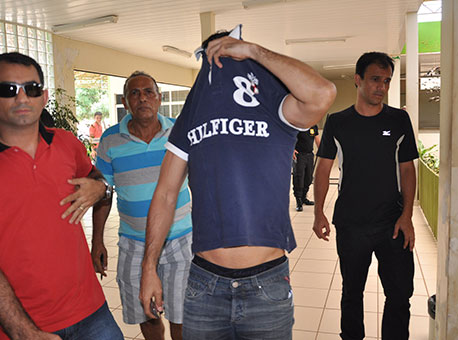 1310-policia-prisaomedico-cleriston