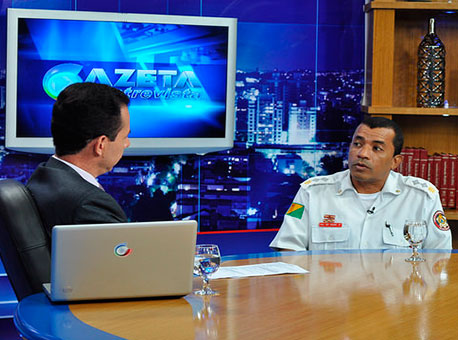 0610-cotidiano-gazetaentrevistaurologista-wesleymoraes