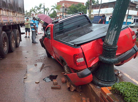 1411-cotidiano-acidenteviachicomendes-wesleymoraes2