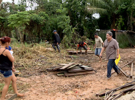 0512-cotidiano-posse-tvgazeta