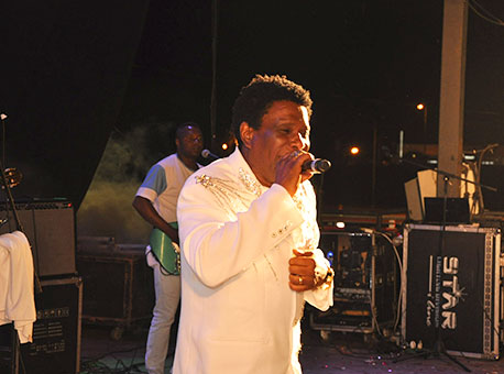 010115-cotidiano-reveillonarena-cleriston2