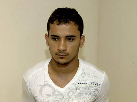 080115-policia-criminoso-tvgazeta