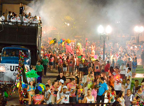 140115-cotidiano-carnavalnosbairros-prefeitura