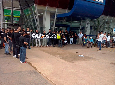 280115-cotidiano-caixaeconomica-wesleymoraes2