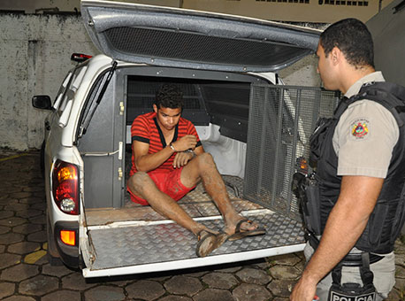 280115-policia-ladraodoparque-cleriston