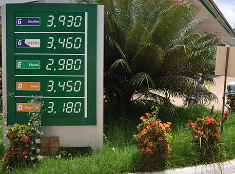 020215-cotidiano-gasolina-cleriston