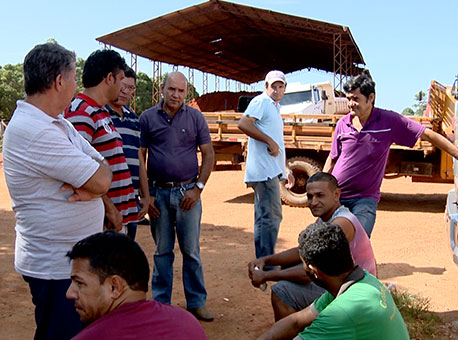 020215-cotidiano-greveemurb-tvagazeta2