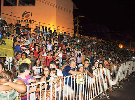 180215-cotidiano-carnavalderua-cleriston