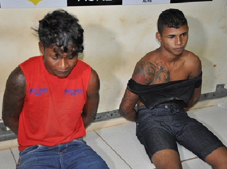 020315-policia-dupla-arma