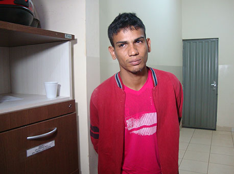 090315-policia-dependente-cleriston