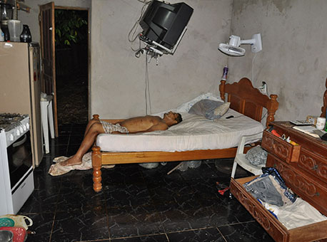 110315-policia-mortoemcasa-cleriston