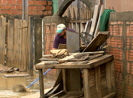 160315-cotidiano-protecaovoltapracasa-tvgazeta