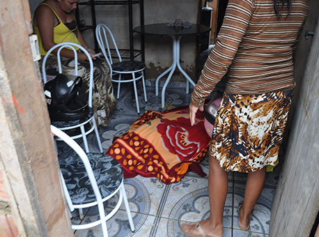 190315-policia-homemeletrocutado-cleriston