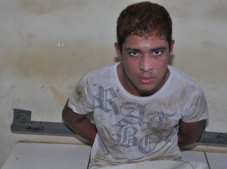 270315-policia-preso-assalto