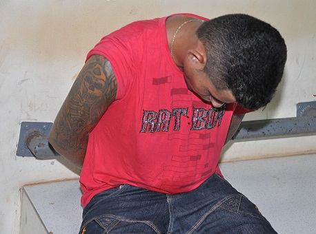 270315-policia-preso-foragido