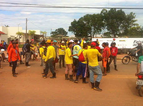 300315-cotidiano-trabalhadores-tassyo