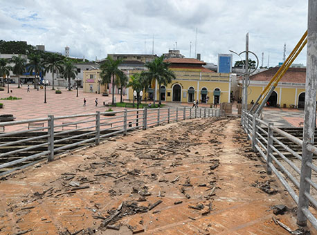 310315-cotidiano-novomercadovelho-cleriston2