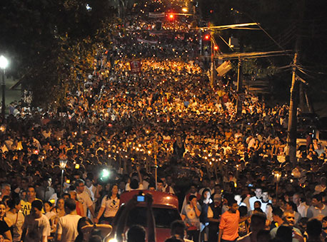 050415-cotidiano-procissao-cleriston