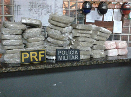 080415-policia-45quiloscocaina-sena24horas