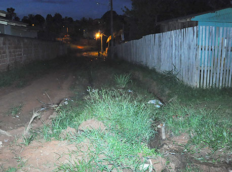 230415-cotidiano-ruasemestrutura-cleriston