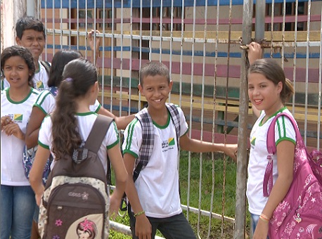 300415-cotidiano-portõesfechados