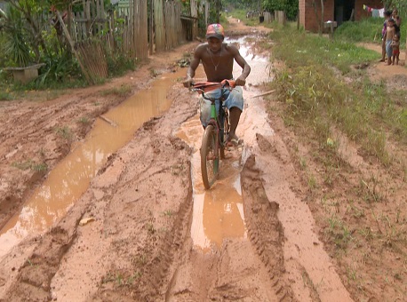 300415-cotidiano-protesto