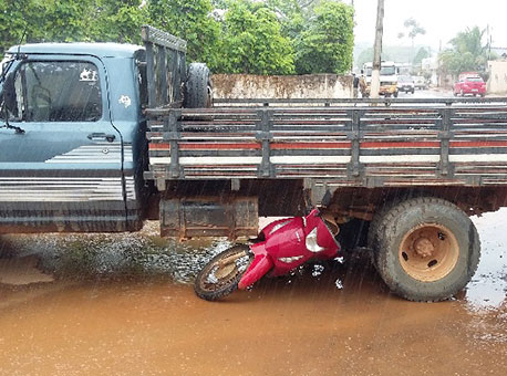 050515-policia-acidenteepitaciolandia-almirandrade