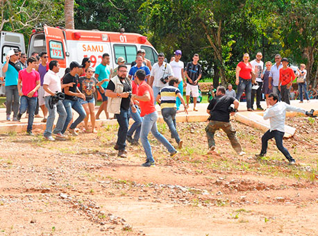 070515-cotidiano-brigafotografos-cedida