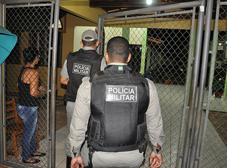 200515-policia-escolatesourada-cleriston