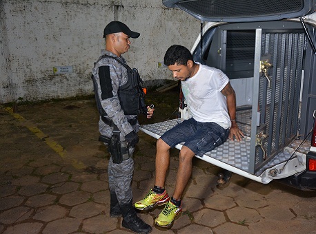 010615-policia-preso-foragido