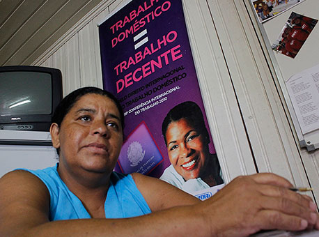 050615-cotidiano-empregadadomesticas-odairlealagazeta