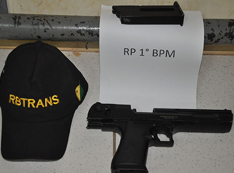 090615-policia-pistolapressao-cleriston