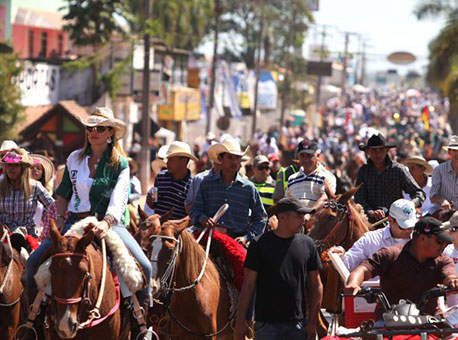 240615-cotidiano-cavalgada-agenciadenoticias