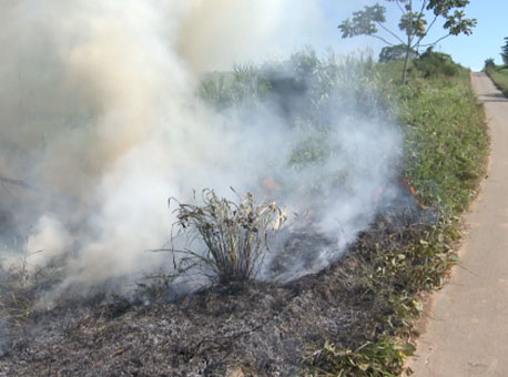 030715-cotidiano-queimadas-tvgazeta