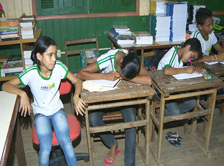 060815-cotidiano-escolaenem-tvgazeta