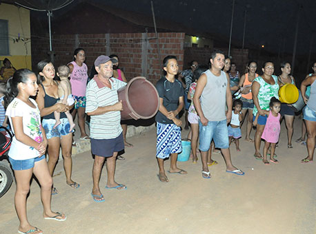 190815-cotidiano-faltadeagua-cleriston