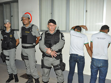 210815-policia-estudantescomfaca-cleriston